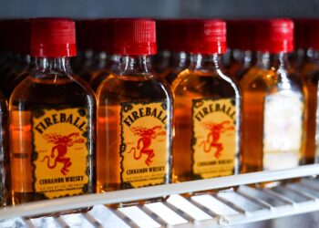 mini-bottles-fireball-whiskey