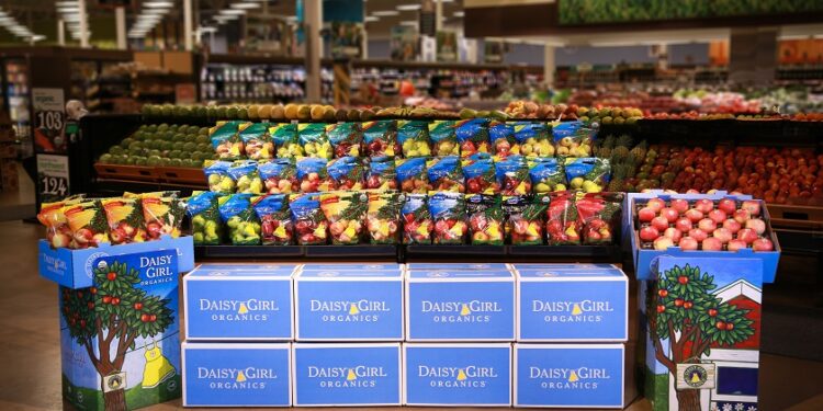 CMI Orchards highlights exclusive branded organic fruit
