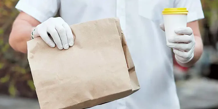 New Illinois Legislation Bans Latex Gloves in Restaurants