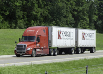 Knight-Swift to remain on M&A prowl, still looking at LTL targets