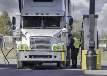 AtoB aims to boost commercial transportation efficiency with telematics
