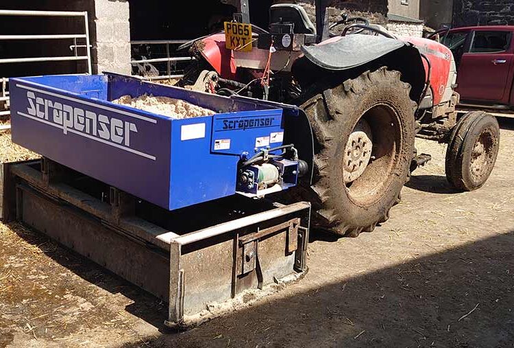 Cleasby develops 2-in-1 cubicle bedding spreader