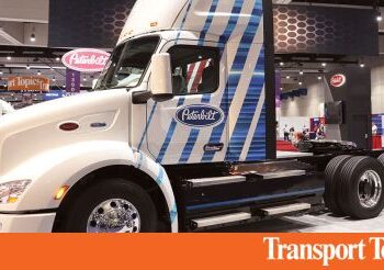 Peterbilt Partners With Lincoln Tech on Technician Training