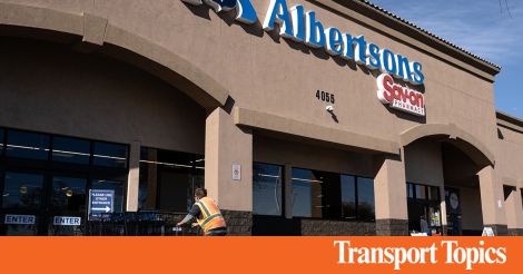 Albertsons Eyes Higher Wages, Tougher Consumer Backdrop
