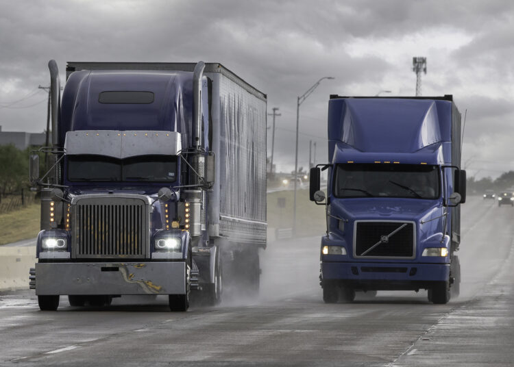 Judge allows Convoy’s monopoly complaints against DAT to proceed