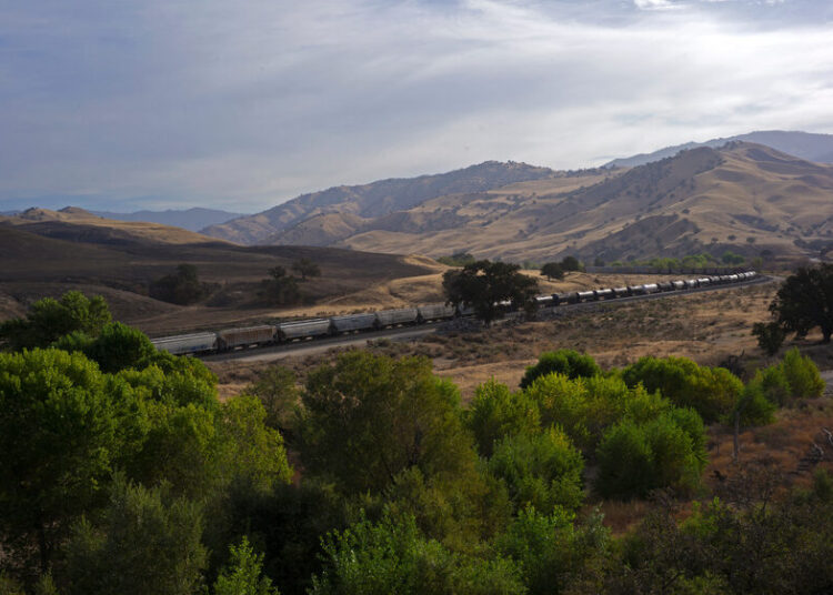 Short-line operator: California’s new locomotive emissions rule could ‘kill’ industry