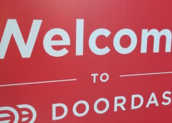 Is DoorDash charging iPhone users more for delivery?