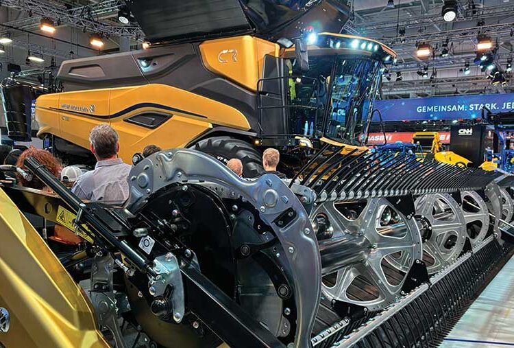 New Holland Unleashes Biggest-ever Combine – The Cr11