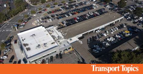 EV Inventories Hit Record High in US as Cars Pile Up on Lots