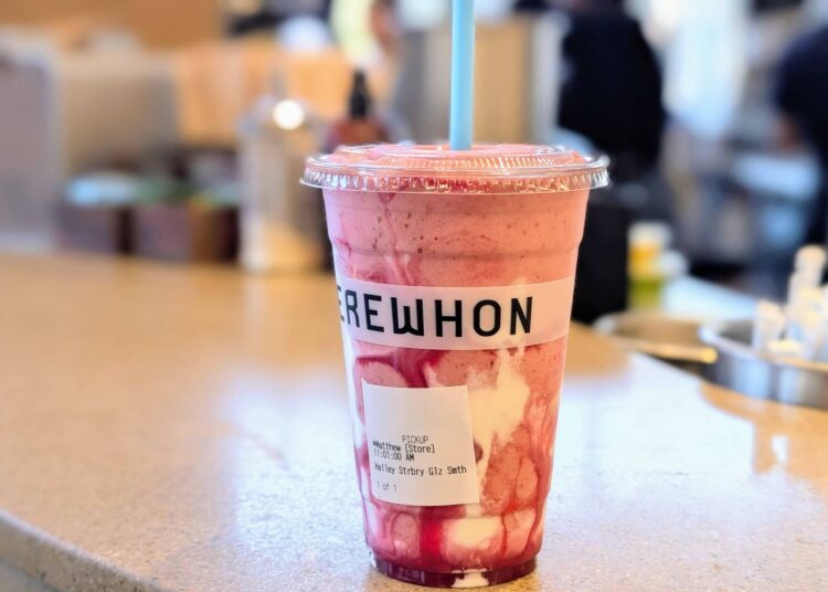 Roaches Like Erewhon Smoothies, Too