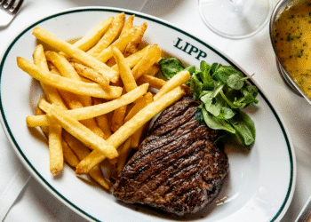 Late-Night Mutton and Superb Sardines: How We Eat in Paris