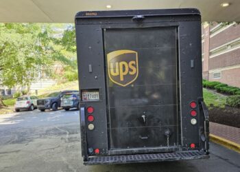 Teamsters to fight UPS over alleged use of nonunion drivers