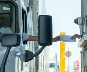 FMCSA, New York ready to rumble over non-domiciled CDL rules