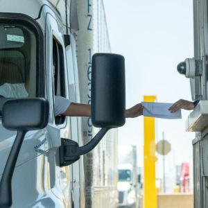 FMCSA, New York ready to rumble over non-domiciled CDL rules