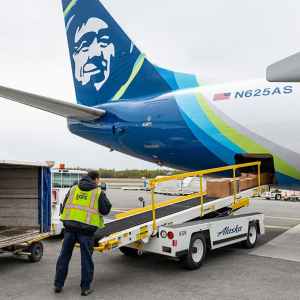 Alaska Air eyes 50% share of intra-island Hawaii cargo market 
