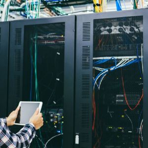 AI gold rush transforms trans-Pacific trade and logistics