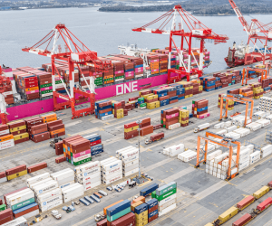 Canada port reaches new longshore union labor deal