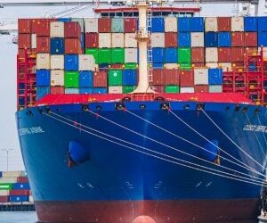 US West Coast container rates edge lower