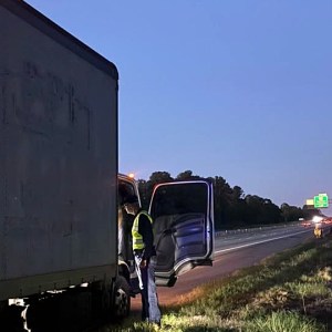 US, Canada truck enforcement blitzes sideline 350 drivers, vehicles 