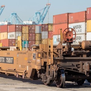 U.S. rail traffic up 7.8% as intermodal leads gainers