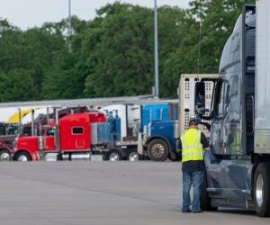New Jersey CDL school lawsuit questions evidence behind FMCSA shutdown 