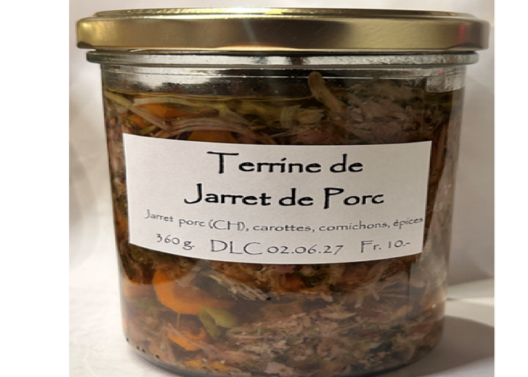 Botulism sickens two in Switzerland